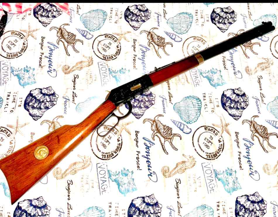 Winchester Buffalo Bill 30-30 lever action