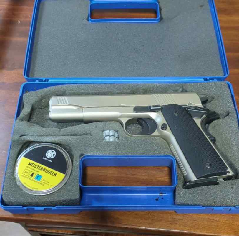 Colt 1911 A1 government pellet gun Naples