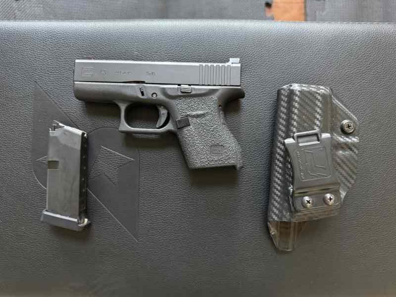 Glock 43 - Like New- Upgraded Sights