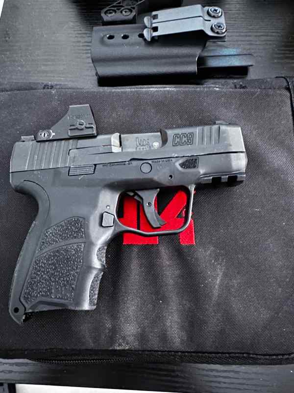 HK CC9 w 407k Green dot plus extras 