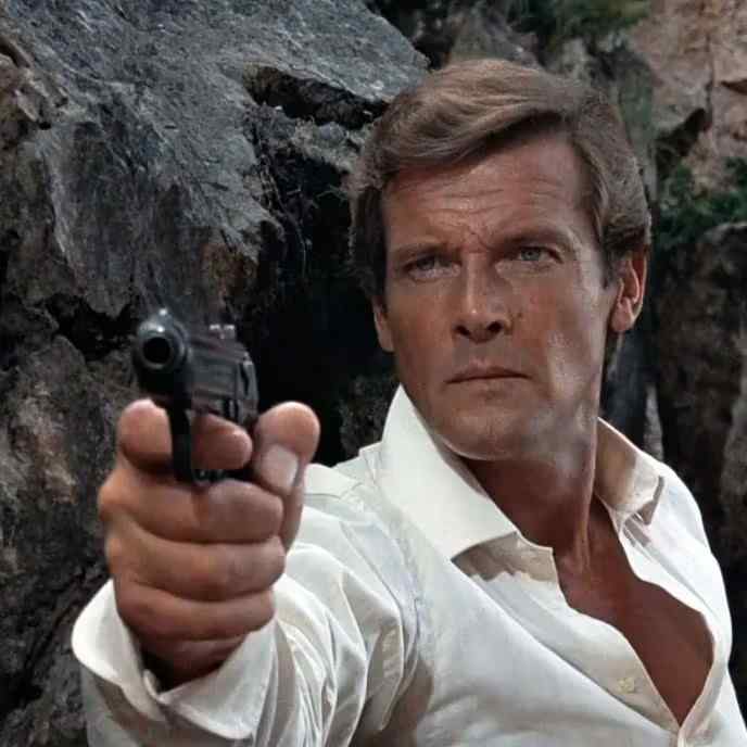 Bond.jpg