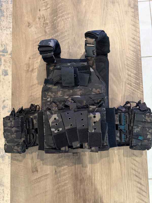 Level 3 Body Armor w/ side plates &amp; Plate Carrier