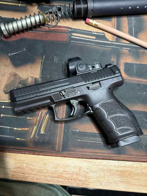 HK VP9k with SRO