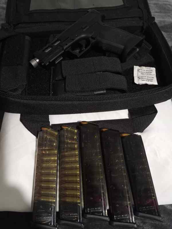 Springfield XD PSA hand guns 9mm .45
