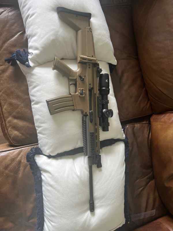 FN SCAR 16s Pristine Condition